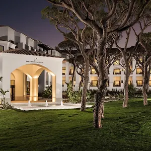 pine-cliffs-ocean-suites-a-luxury-collection-resort-algarve.hotelaalgarve.com/